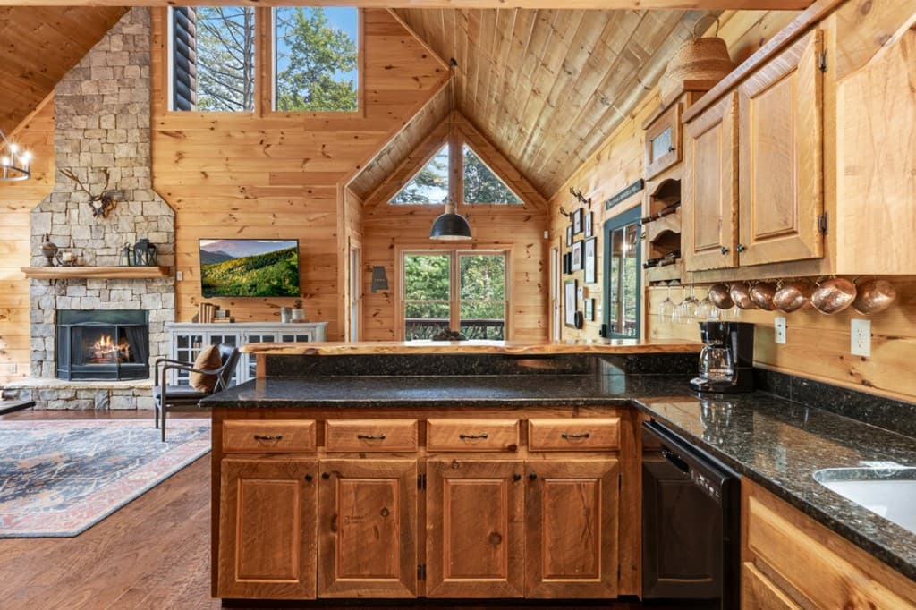 262 White Pine Acres Drive, Blue Ridge GA 30513 - Photo
