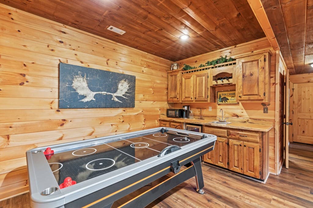 262 White Pine Acres Drive, Blue Ridge GA 30513 - Photo