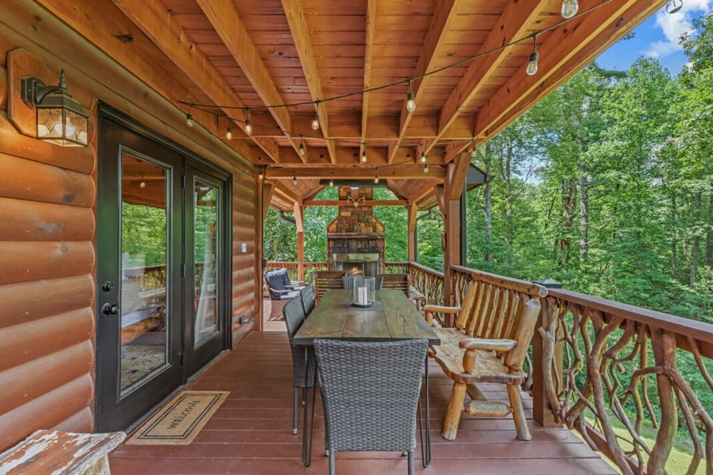262 White Pine Acres Drive, Blue Ridge GA 30513 - Photo