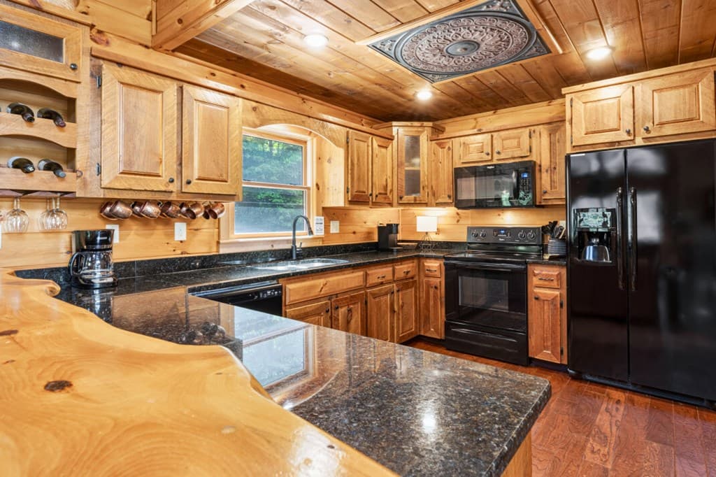 262 White Pine Acres Drive, Blue Ridge GA 30513 - Photo