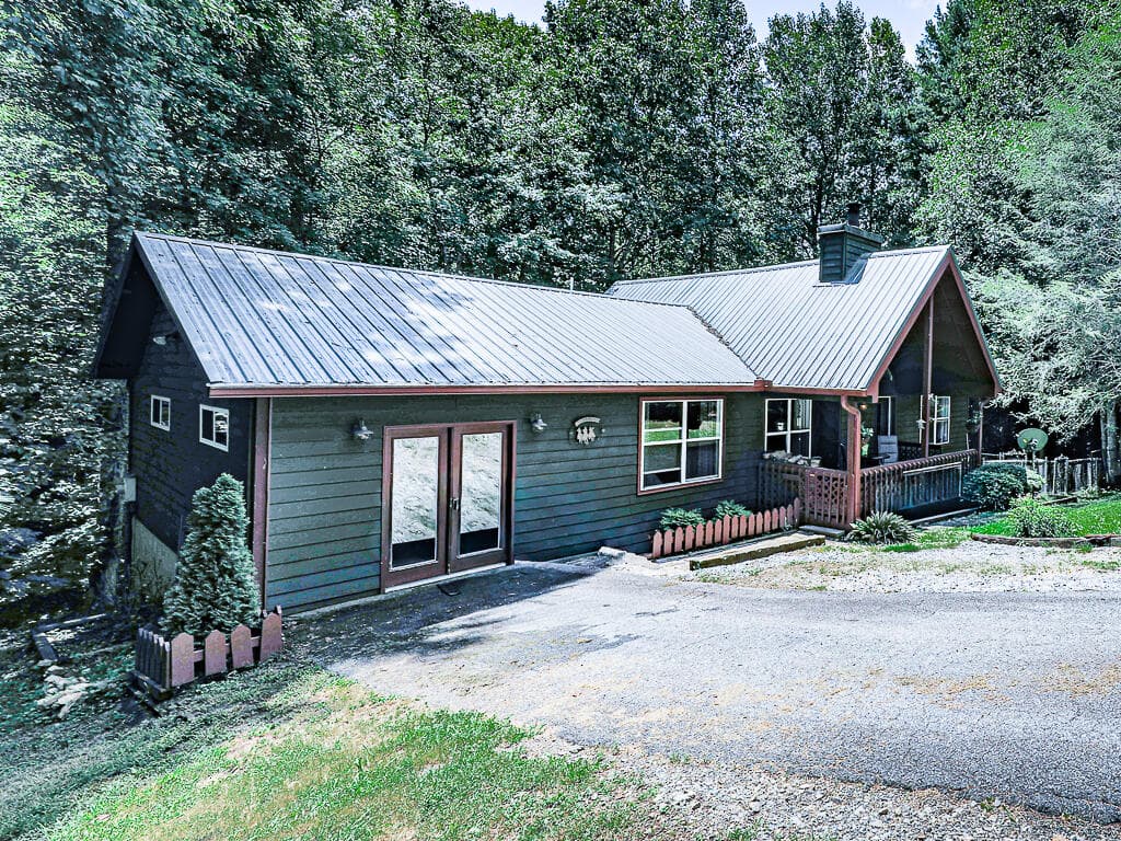314 Spring Creek, Blairsville GA 30512 - Photo
