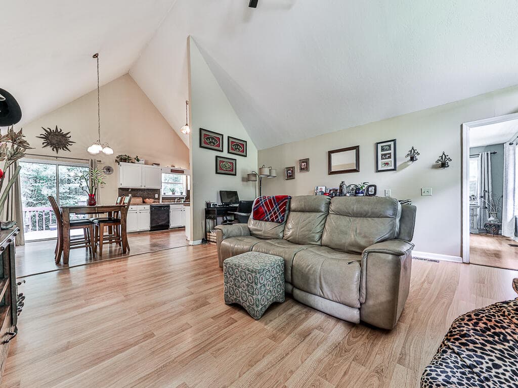 314 Spring Creek, Blairsville GA 30512 - Photo