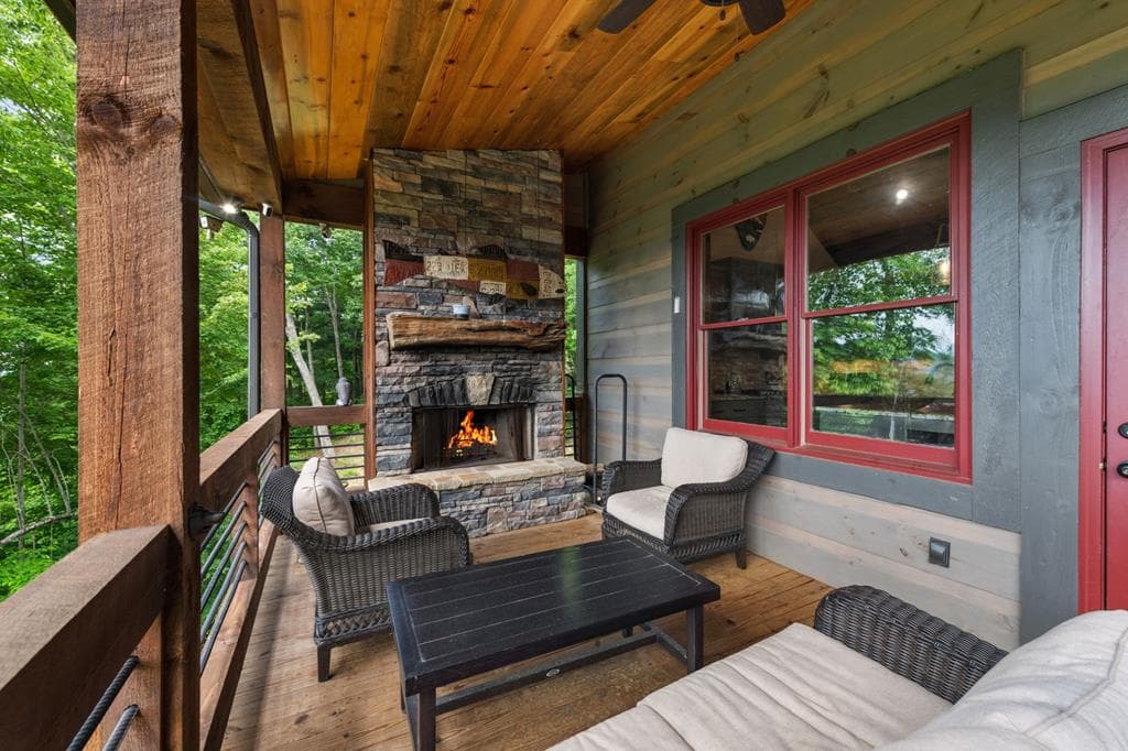 370 High Ridge Road, Epworth GA 30541 - Photo