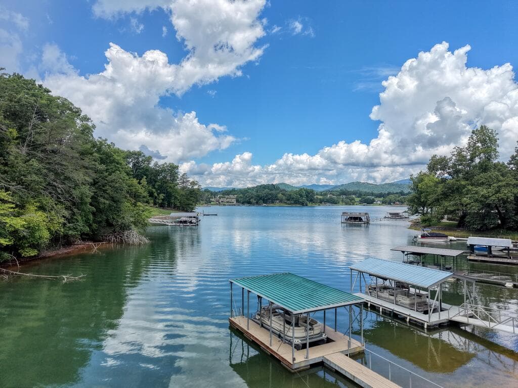 39 Mccracken Cove Road, Hayesville NC 28904 - Photo