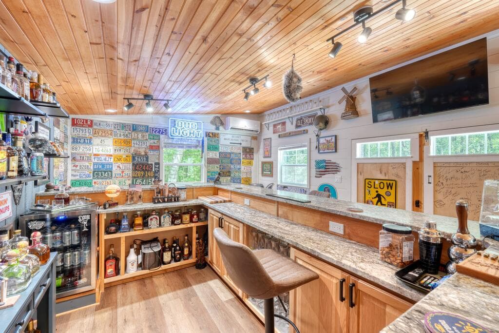 39 Mccracken Cove Road, Hayesville NC 28904 - Photo