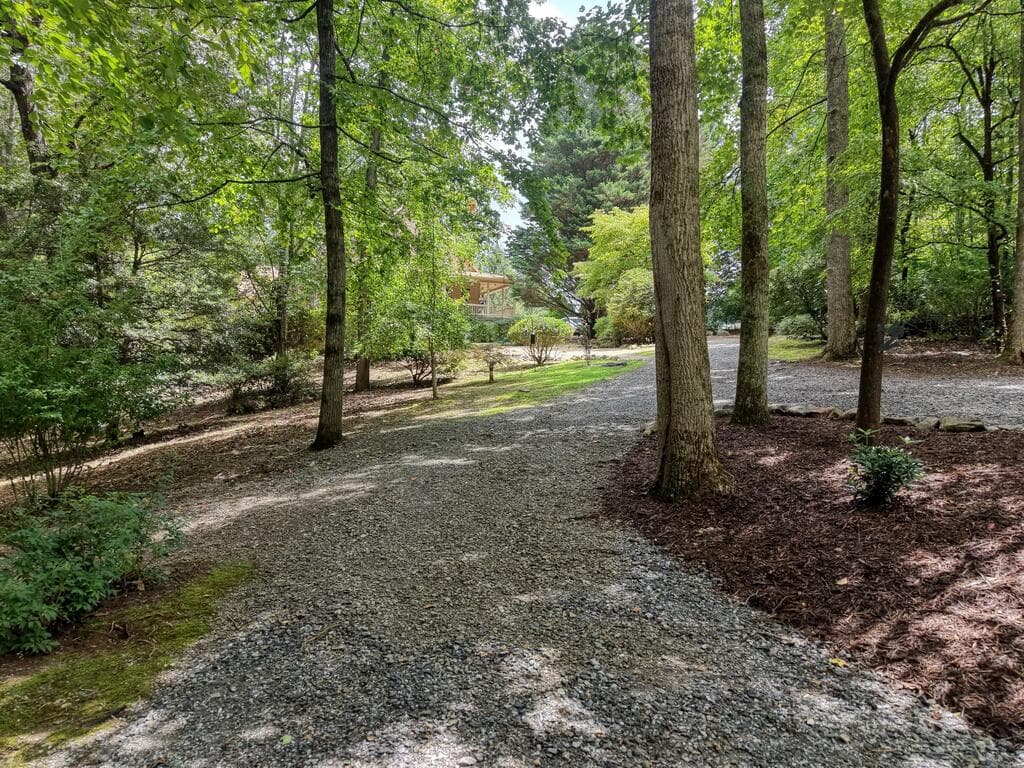 39 Mccracken Cove Road, Hayesville NC 28904 - Photo