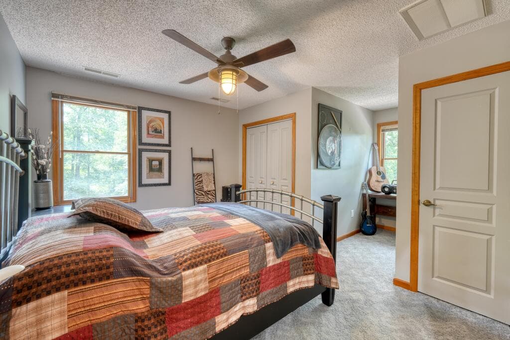 39 Mccracken Cove Road, Hayesville NC 28904 - Photo