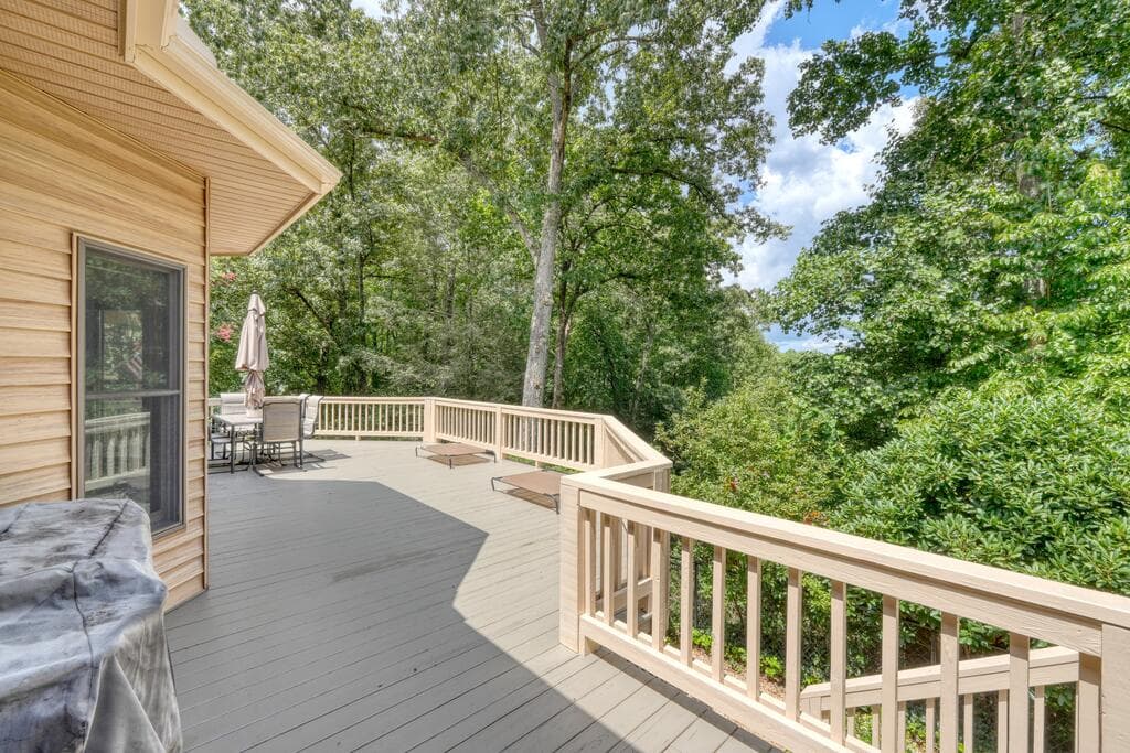 39 Mccracken Cove Road, Hayesville NC 28904 - Photo