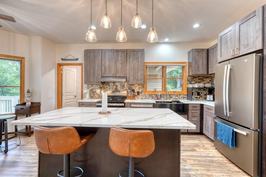 39 Mccracken Cove Road, Hayesville NC 28904 - Photo