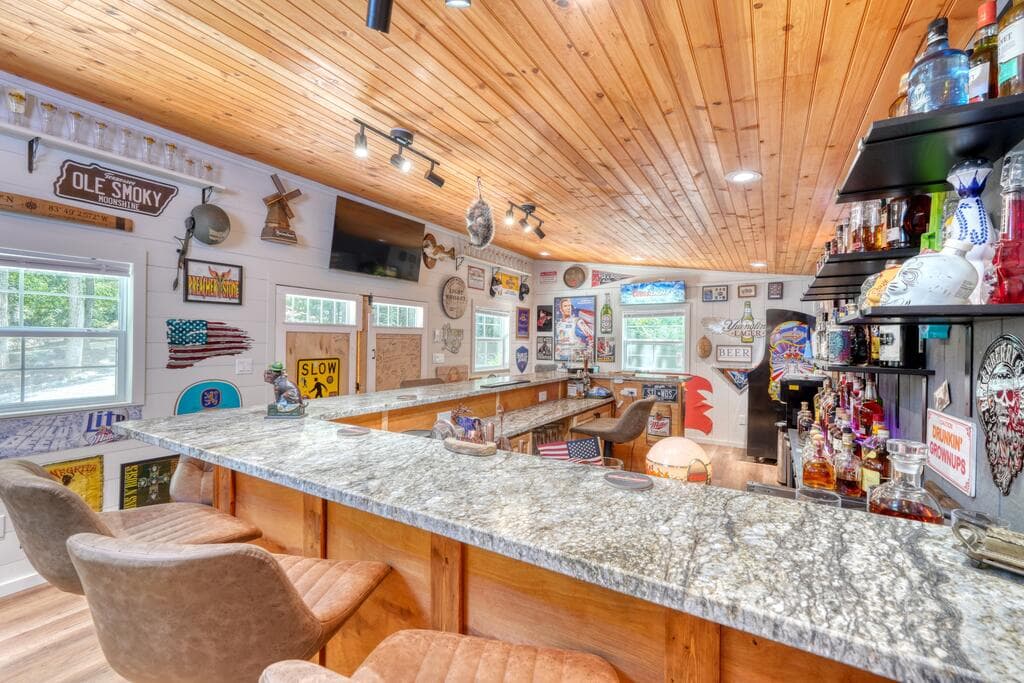 39 Mccracken Cove Road, Hayesville NC 28904 - Photo