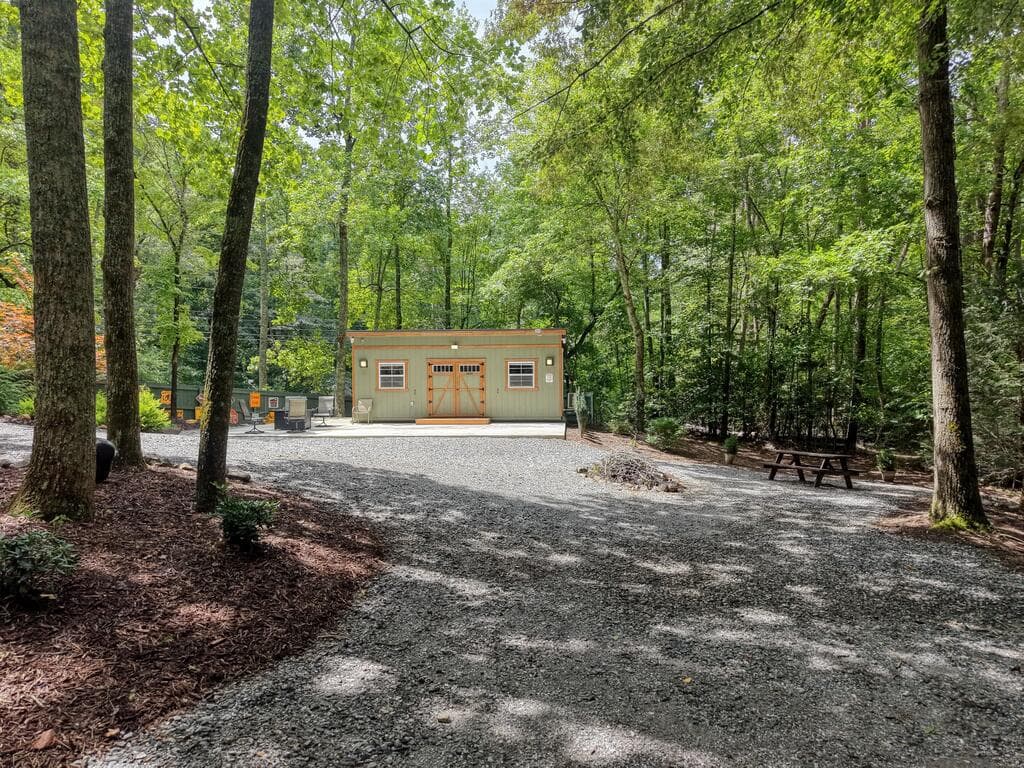 39 Mccracken Cove Road, Hayesville NC 28904 - Photo
