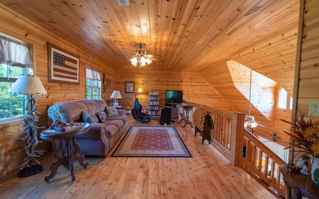 139 Gladys Lane, Young Harris GA 30582 - Photo