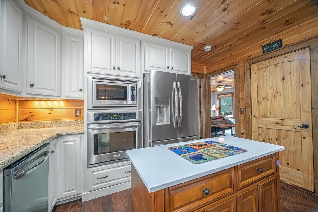 72 Gibbs Trail, Mineral Bluff GA 30559 - Photo