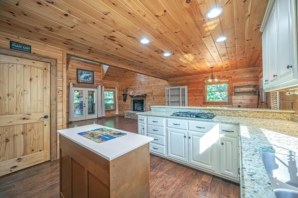 72 Gibbs Trail, Mineral Bluff GA 30559 - Photo