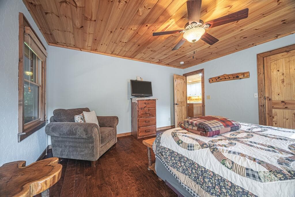 72 Gibbs Trail, Mineral Bluff GA 30559 - Photo