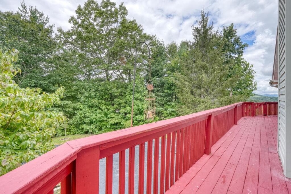 27 Sky High Drive, Blairsville GA 30512 - Photo