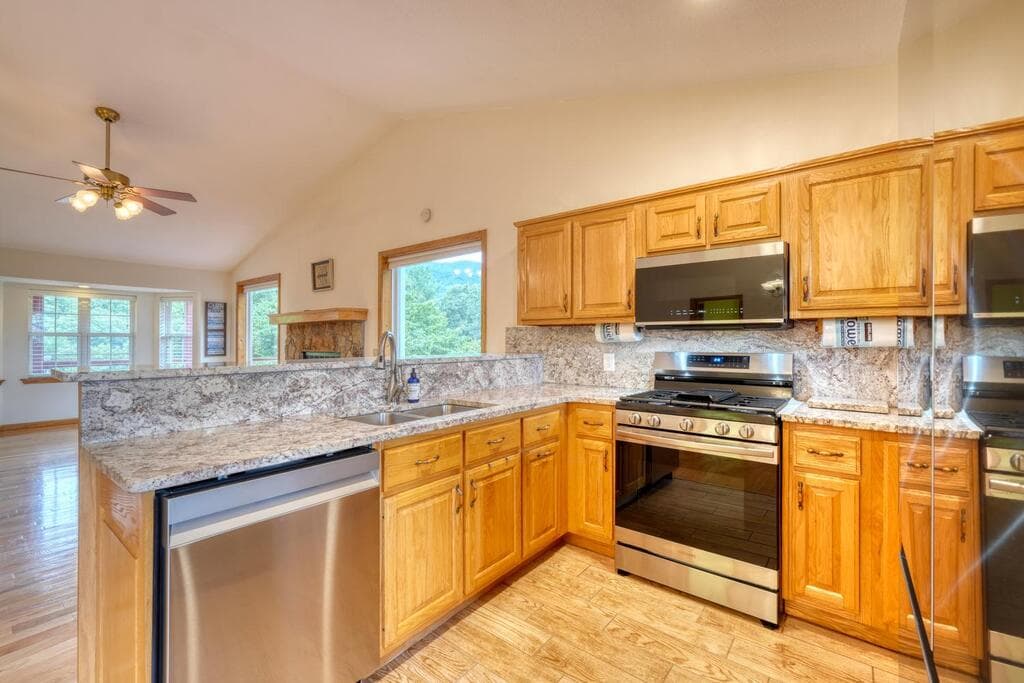 27 Sky High Drive, Blairsville GA 30512 - Photo