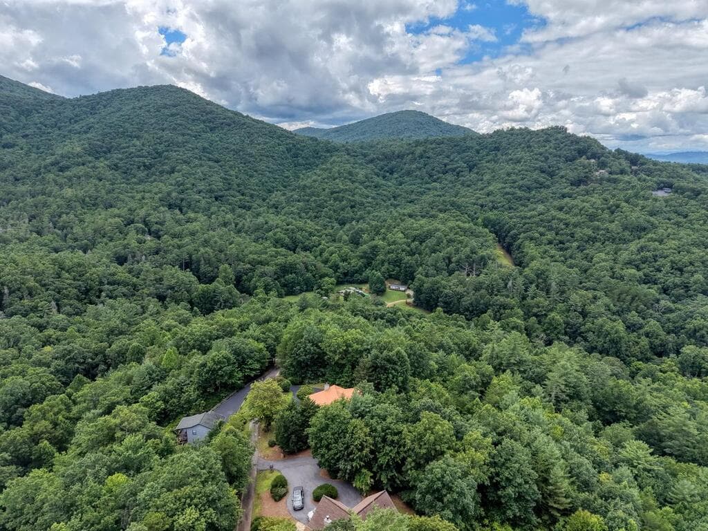 27 Sky High Drive, Blairsville GA 30512 - Photo
