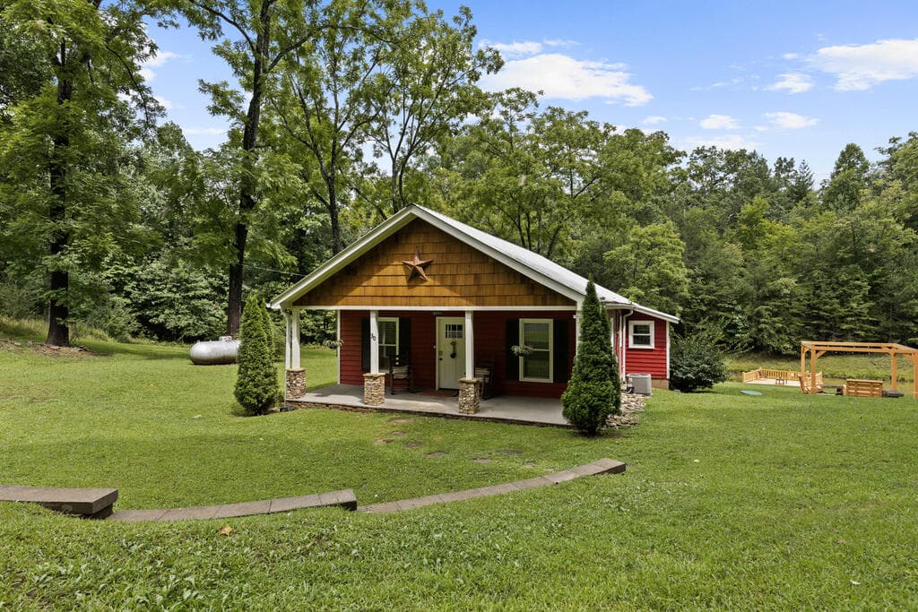 30 Seabolt Drive, Morganton GA 30560 - Photo