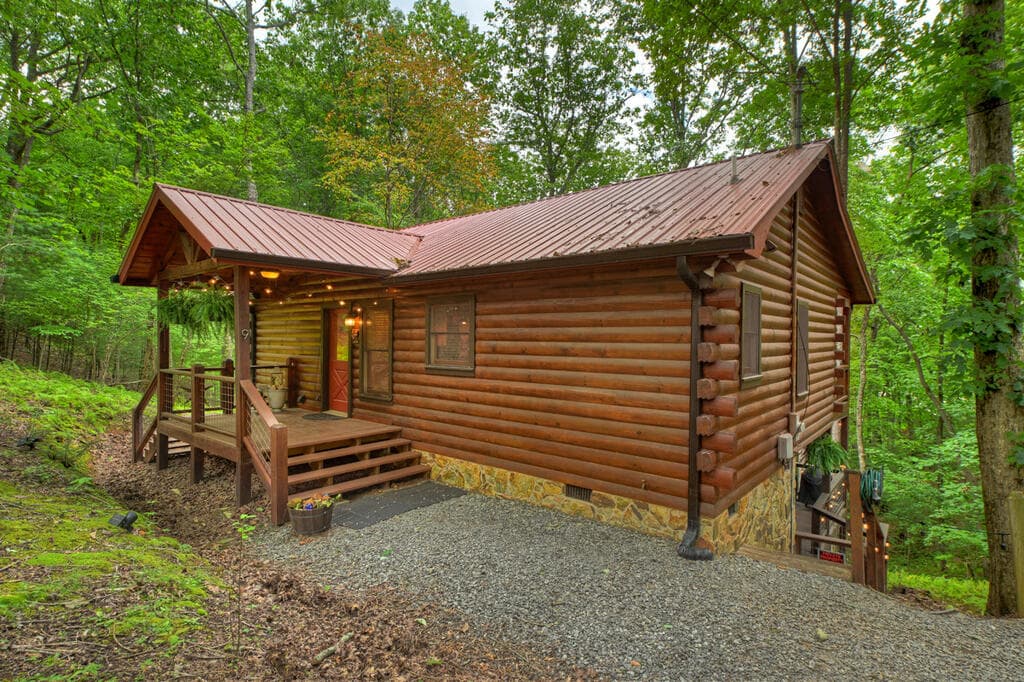 9 Casey Court, Blue Ridge GA 30513 - Photo