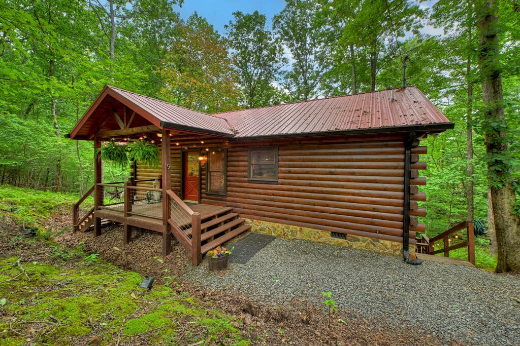 9 Casey Court, Blue Ridge GA 30513 - Photo