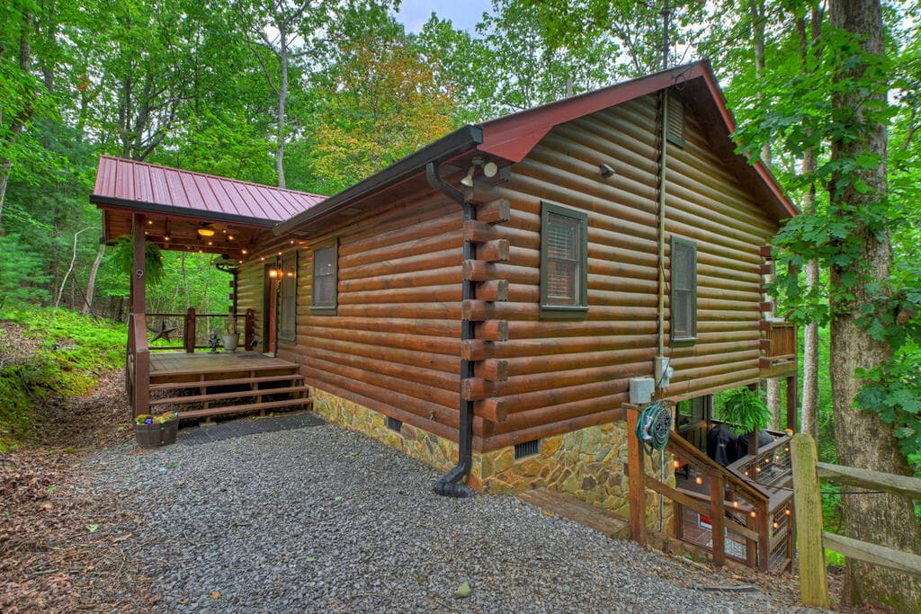 9 Casey Court, Blue Ridge GA 30513 - Photo