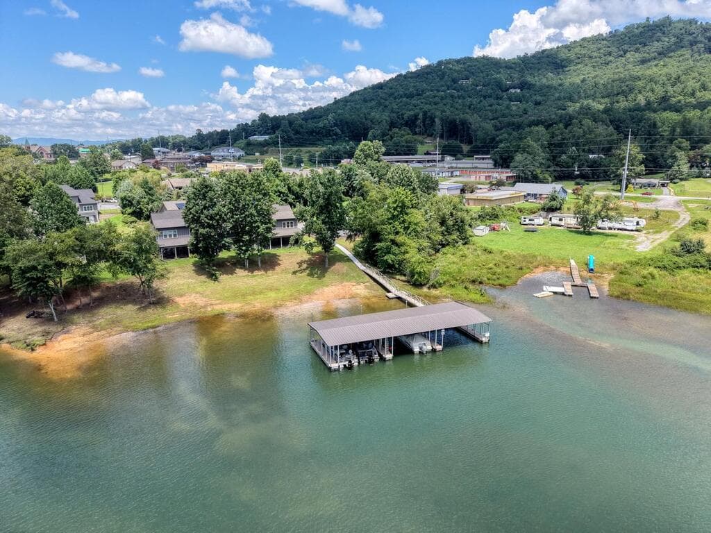 105A Brett Way, Hiawassee GA 30546 - Photo