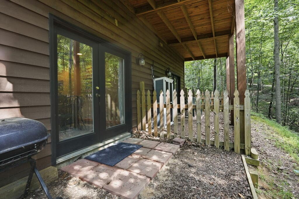 288 Ridgecrest Circle, Ellijay GA 30540 - Photo