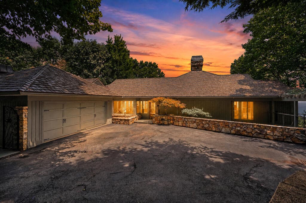 202 Sanderlin Mountain Drive, Big Canoe GA 30143 - Photo