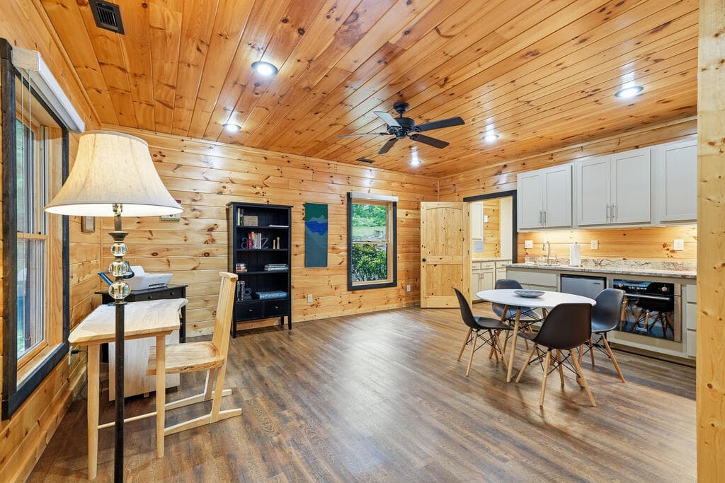 350 Kensington Drive, Mineral Bluff GA 30559 - Photo
