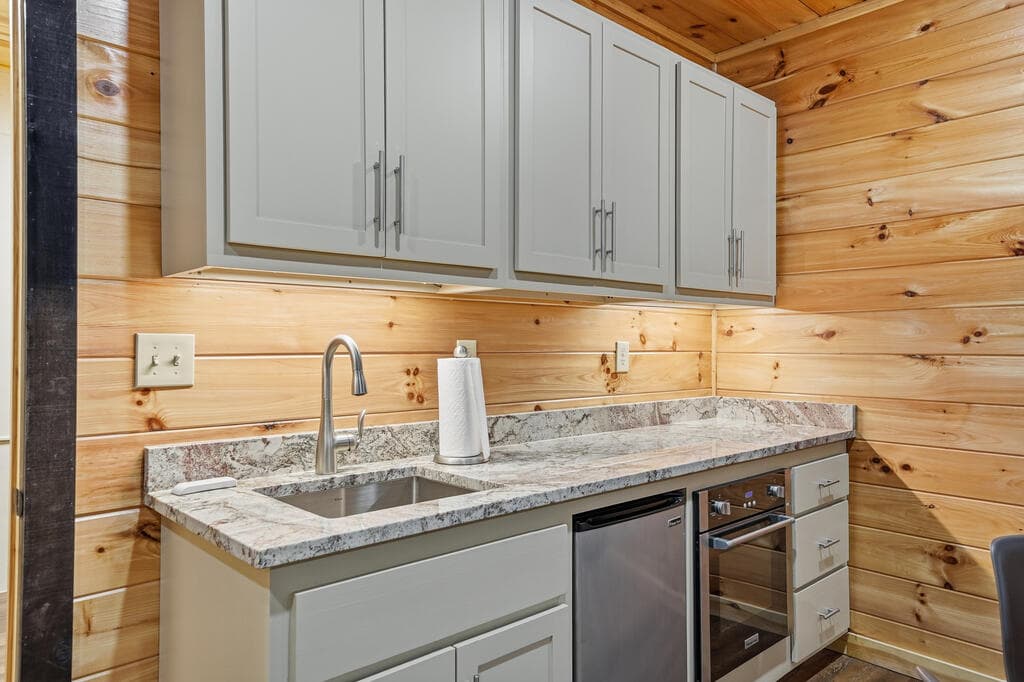 350 Kensington Drive, Mineral Bluff GA 30559 - Photo