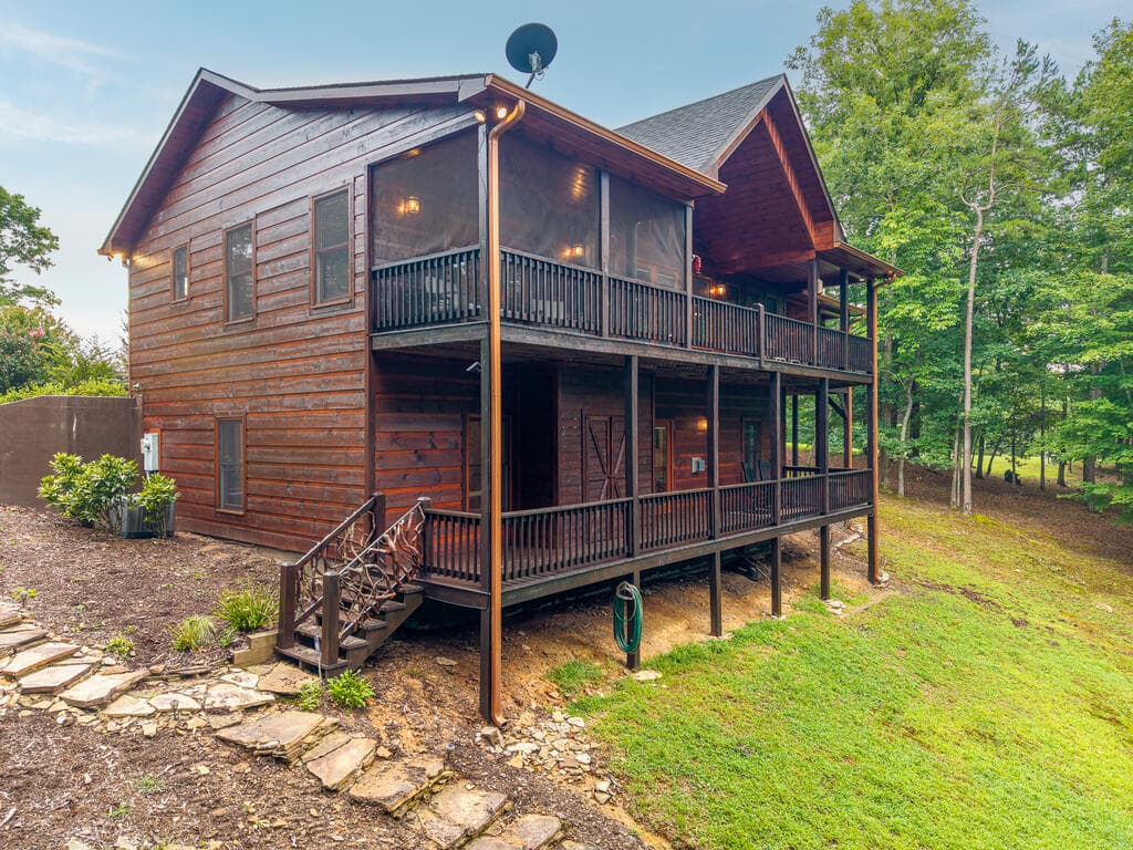 350 Kensington Drive, Mineral Bluff GA 30559 - Photo