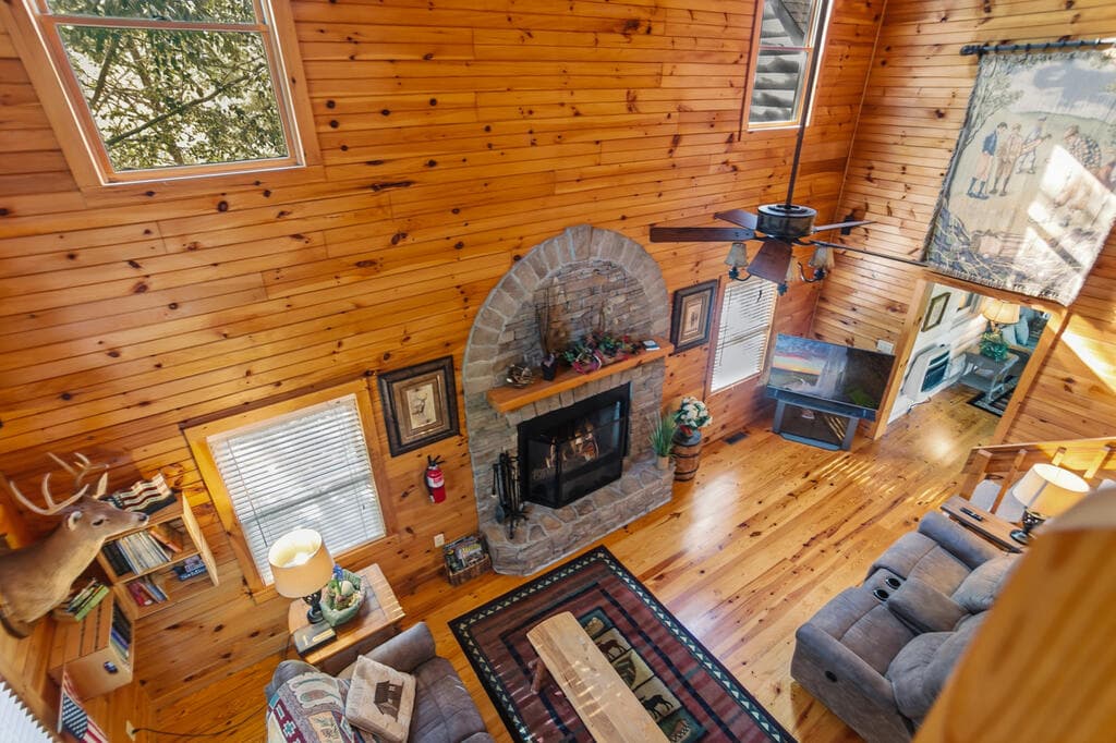 142 Oak Hill Drive, Mineral Bluff GA 30559 - Photo