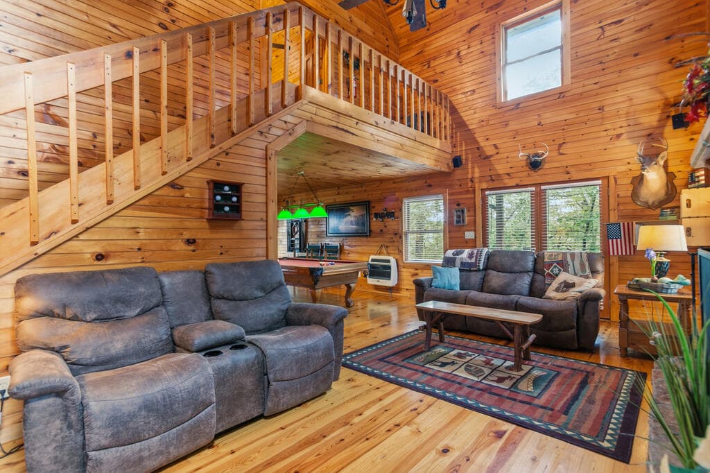 142 Oak Hill Drive, Mineral Bluff GA 30559 - Photo