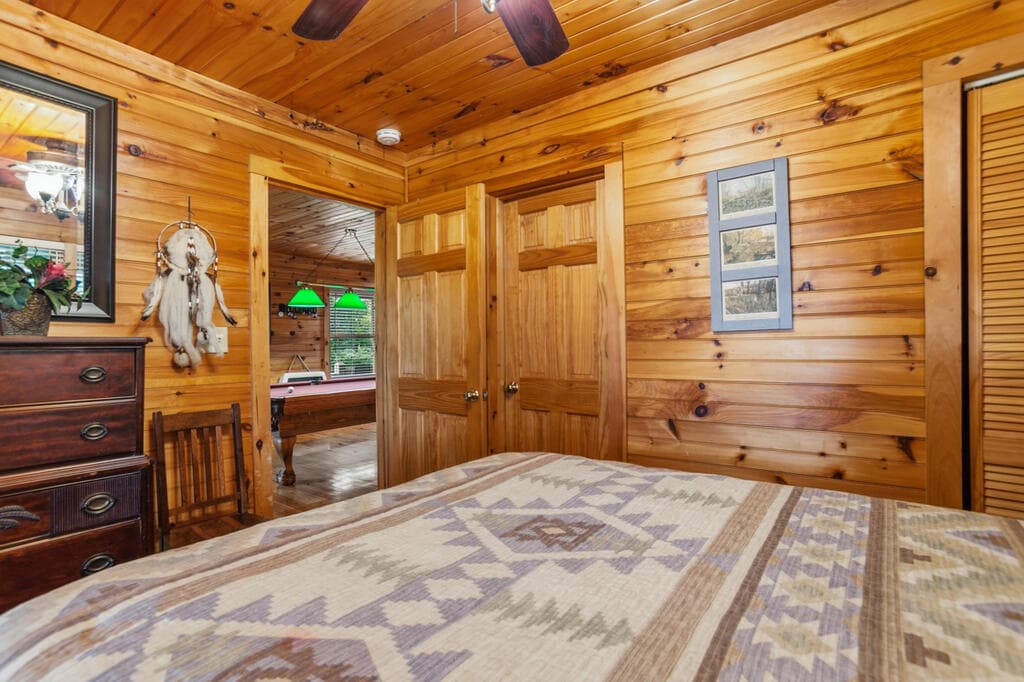 142 Oak Hill Drive, Mineral Bluff GA 30559 - Photo