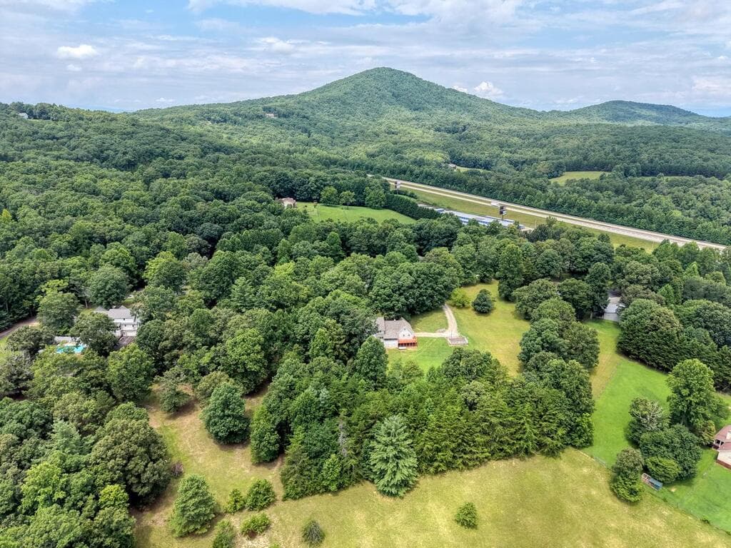 151 Sharp Top Circle, Blairsville GA 30512 - Photo