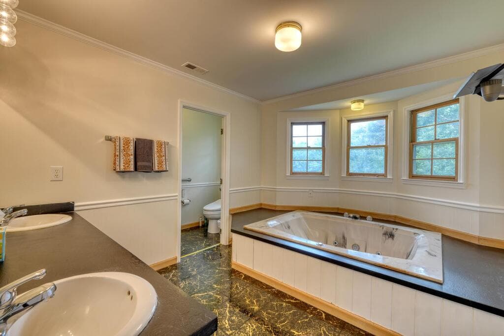 151 Sharp Top Circle, Blairsville GA 30512 - Photo