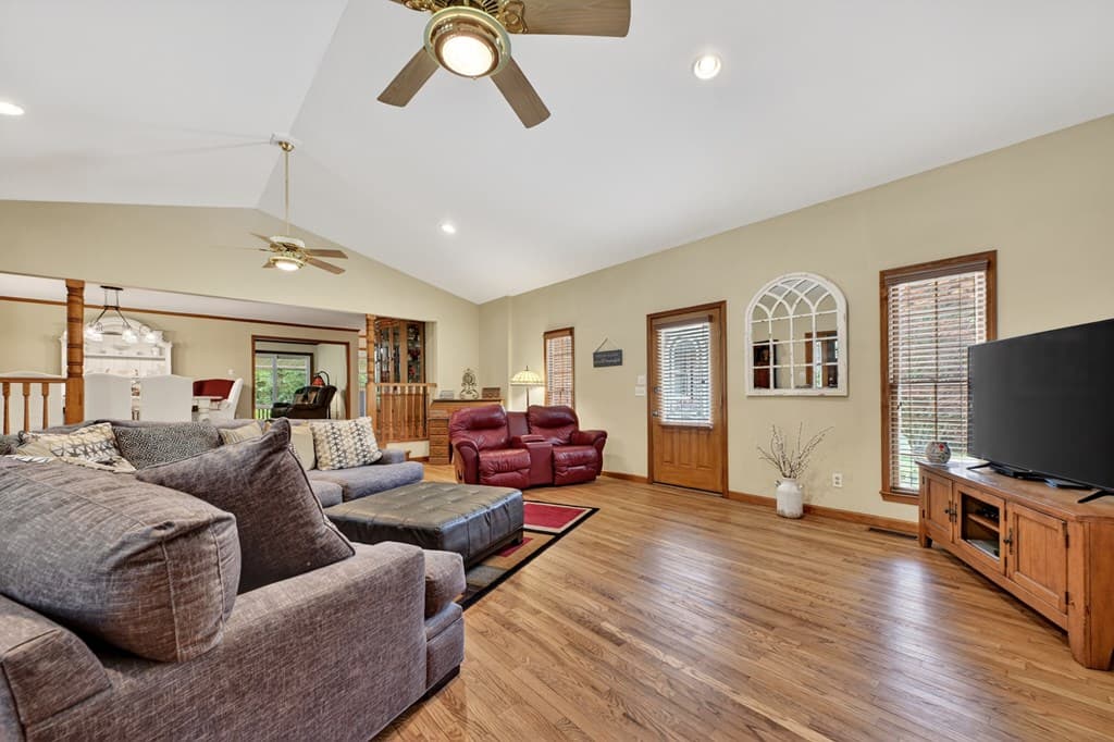 2850 Appalachian Hwy, Blue Ridge GA 30513 - Photo