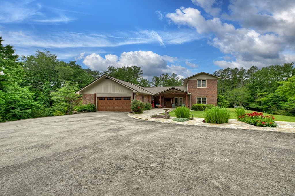 2850 Appalachian Hwy, Blue Ridge GA 30513 - Photo