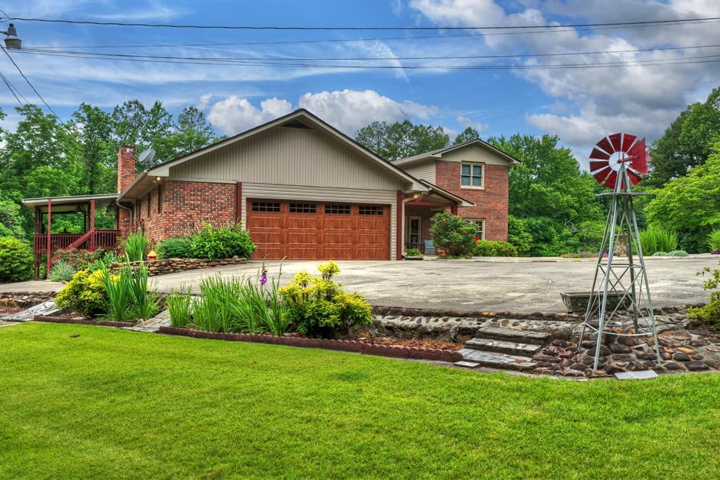 2850 Appalachian Hwy, Blue Ridge GA 30513 - Photo