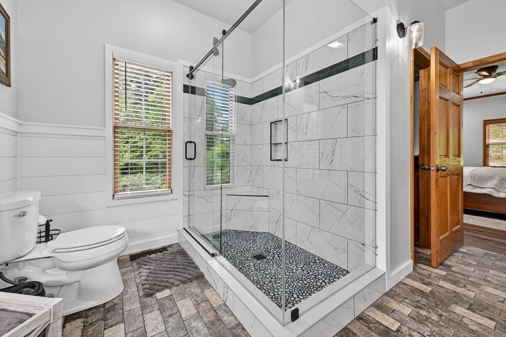 2850 Appalachian Hwy, Blue Ridge GA 30513 - Photo