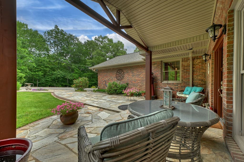 2850 Appalachian Hwy, Blue Ridge GA 30513 - Photo